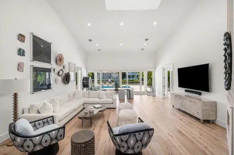 215 Island Drive Jupiter FL 33477