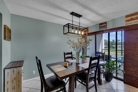 5650 Camino Del Sol Boca Raton FL 33433