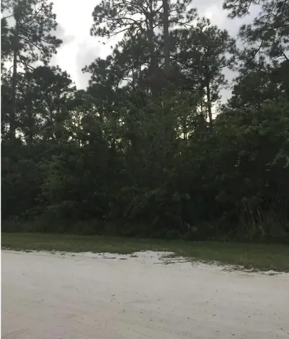 8185 W 98th Avenue Vero Beach FL 32967