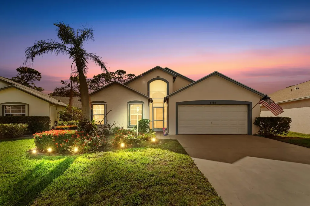 5193 Robino Circle West Palm Beach FL 33417