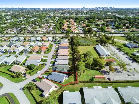 5193 Robino Circle West Palm Beach FL 33417
