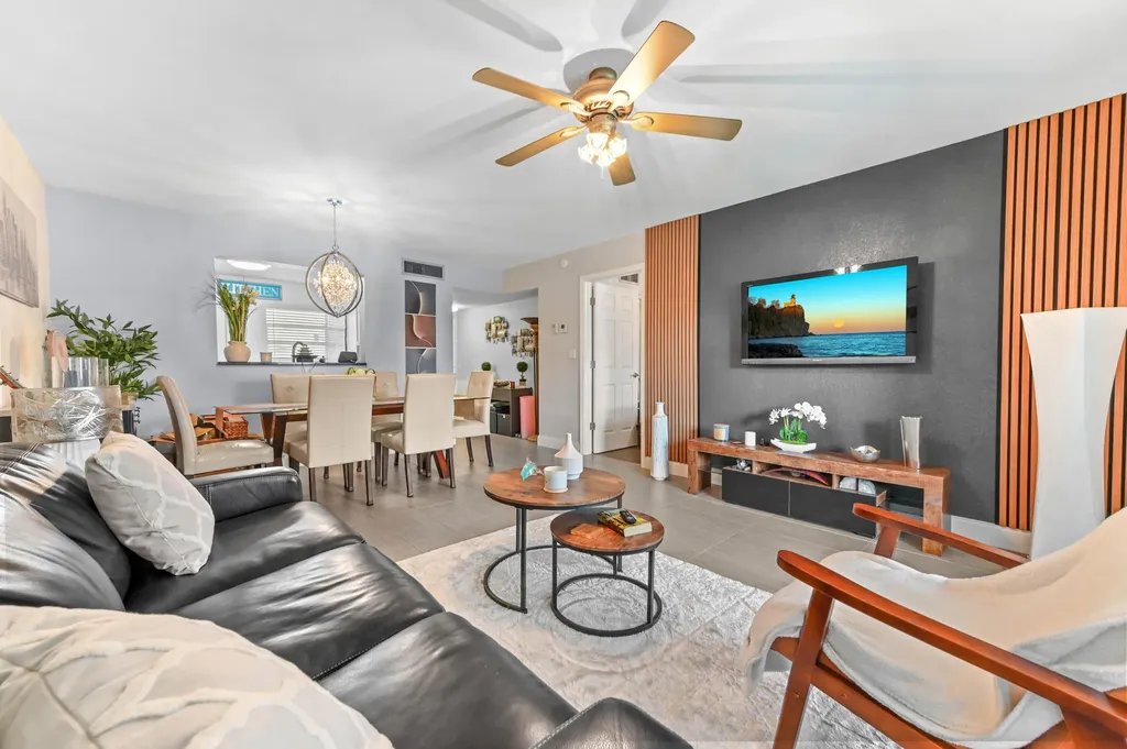 3990 Nw 42nd Avenue Lauderdale Lakes FL 33319