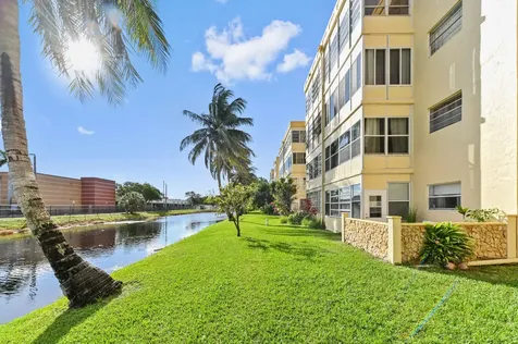 3990 Nw 42nd Avenue Lauderdale Lakes FL 33319