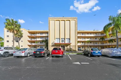 3990 Nw 42nd Avenue Lauderdale Lakes FL 33319