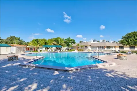 3990 Nw 42nd Avenue Lauderdale Lakes FL 33319