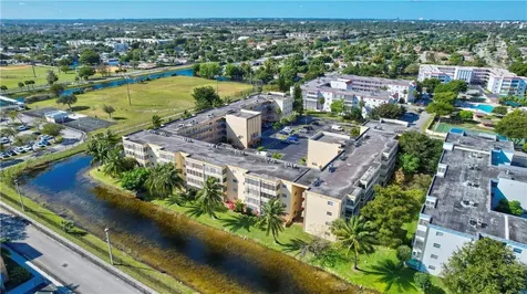 3990 Nw 42nd Avenue Lauderdale Lakes FL 33319