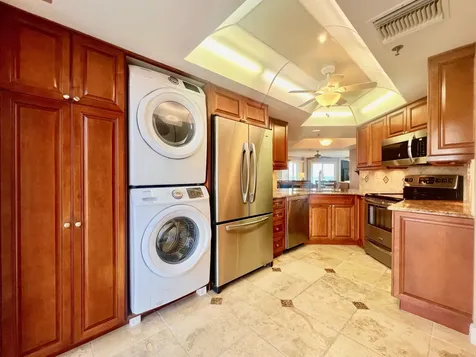 3870 N Highway A1a Hutchinson Island FL 34949