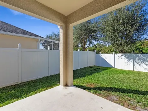 8095 Westfield Circle Vero Beach FL 32966