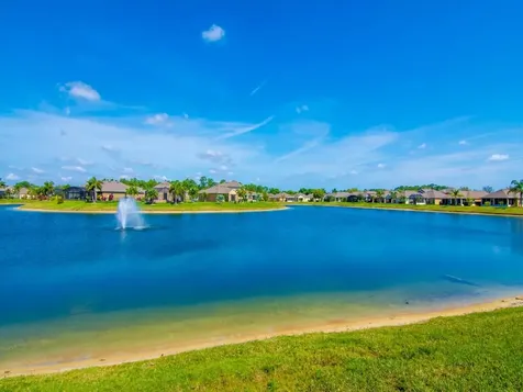 8095 Westfield Circle Vero Beach FL 32966
