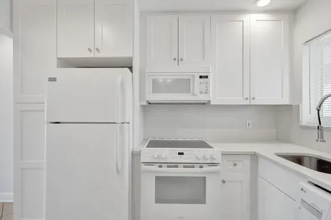 2311 Ne 36th Street Lighthouse Point FL 33064