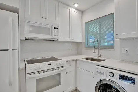 2311 Ne 36th Street Lighthouse Point FL 33064