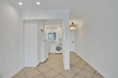 2311 Ne 36th Street Lighthouse Point FL 33064
