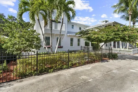 516 Sw Camden Avenue Stuart FL 34994