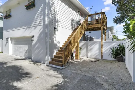 516 Sw Camden Avenue Stuart FL 34994