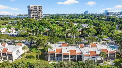 1801 Presidential Way West Palm Beach FL 33401
