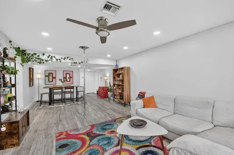 1801 Presidential Way West Palm Beach FL 33401