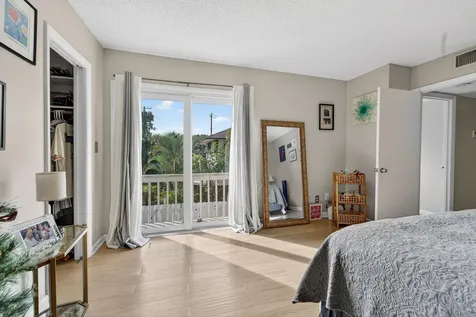 141 E Riverside Drive Jupiter FL 33469