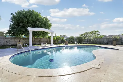 10868 Larch Court Palm Beach Gardens FL 33418