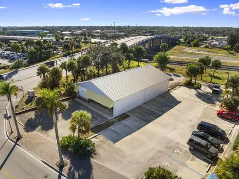 321 S 2nd Street Fort Pierce FL 34950