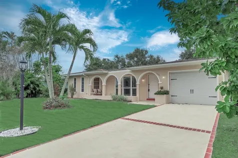 1371 Se San Souci Lane Port Saint Lucie FL 34952