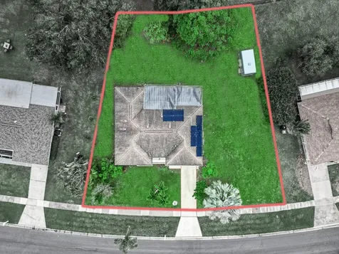1371 Se San Souci Lane Port Saint Lucie FL 34952