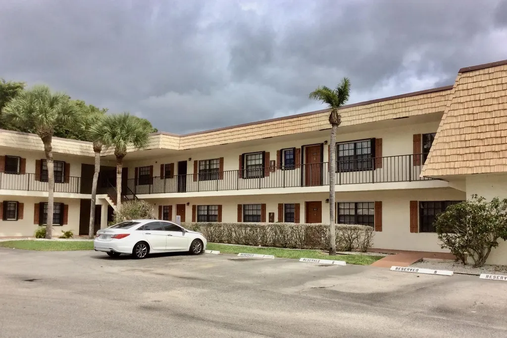 4239 Oak Terrace Drive Greenacres FL 33463