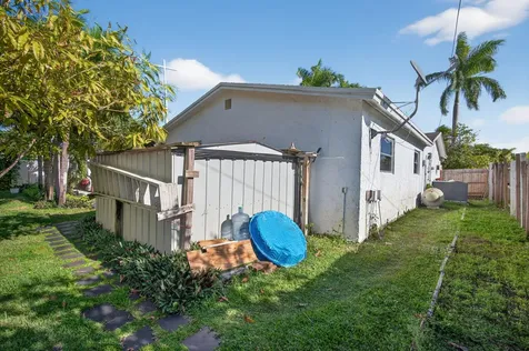 225 S Sequoia Drive West Palm Beach FL 33409