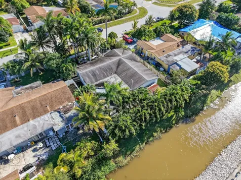 225 S Sequoia Drive West Palm Beach FL 33409