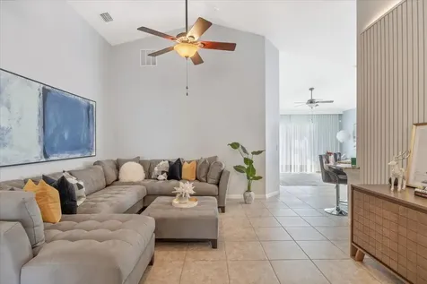 8083 Westfield Circle Vero Beach FL 32966