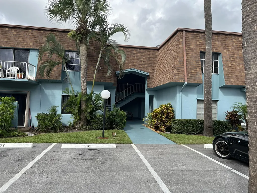 950 S Kanner Highway Stuart FL 34994
