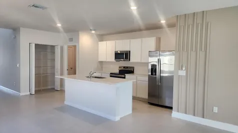 799 Carlyle Way Fort Pierce FL 34947