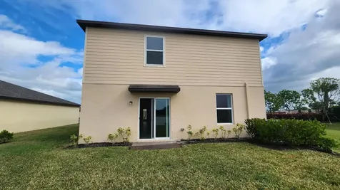 799 Carlyle Way Fort Pierce FL 34947
