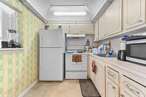 279 Mansfield G Boca Raton FL 33434