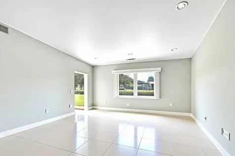 6140 Kings Gate Circle Delray Beach FL 33484