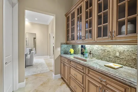 5752 Vintage Oaks Circle Delray Beach FL 33484