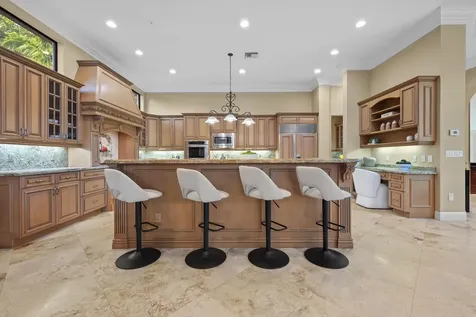5752 Vintage Oaks Circle Delray Beach FL 33484