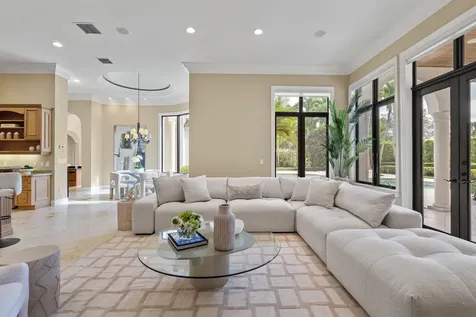 5752 Vintage Oaks Circle Delray Beach FL 33484