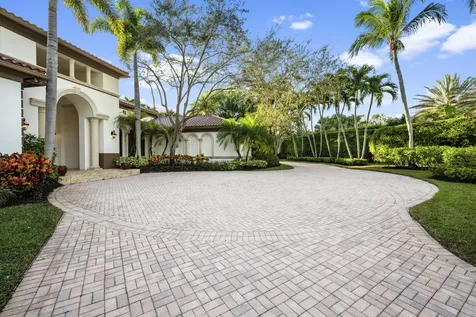 5752 Vintage Oaks Circle Delray Beach FL 33484
