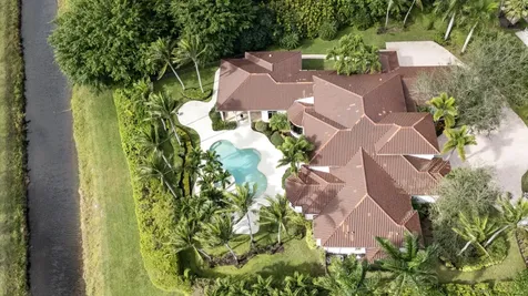 5752 Vintage Oaks Circle Delray Beach FL 33484