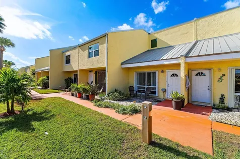 2707 N Highway A1a Fort Pierce FL 34949