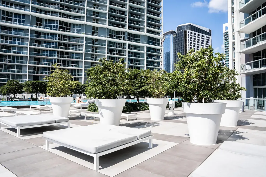 495 Brickell Avenue Miami FL 33131