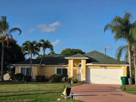 2398 Se Charleston Drive Port Saint Lucie FL 34952