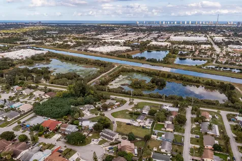 000 Uranus Terrace Palm Beach Gardens FL 33403