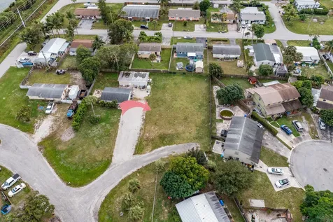 000 Uranus Terrace Palm Beach Gardens FL 33403