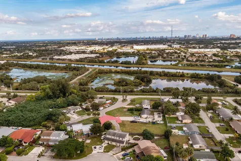 000 Uranus Terrace Palm Beach Gardens FL 33403