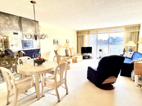 231 E Lantana Road Lantana FL 33462