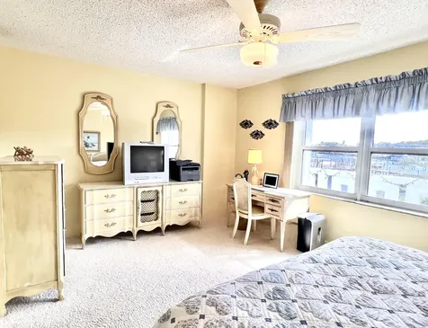 231 E Lantana Road Lantana FL 33462
