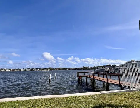 231 E Lantana Road Lantana FL 33462
