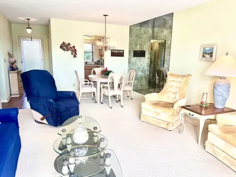 231 E Lantana Road Lantana FL 33462