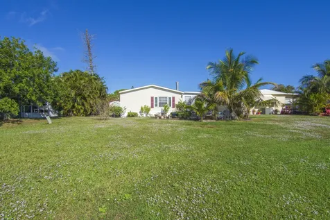 18 Nuevo Leon Road Port Saint Lucie FL 34952